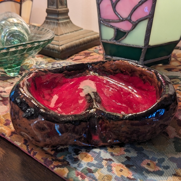 Pottery Heart Dish - Picture 4 of 5